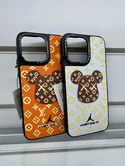 Чехол iPhone 15 Pro Медведь LV (ассорт)