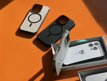 Чехол iPhone 16 Pro Max Njoyny Metal MagSafe (золотой)